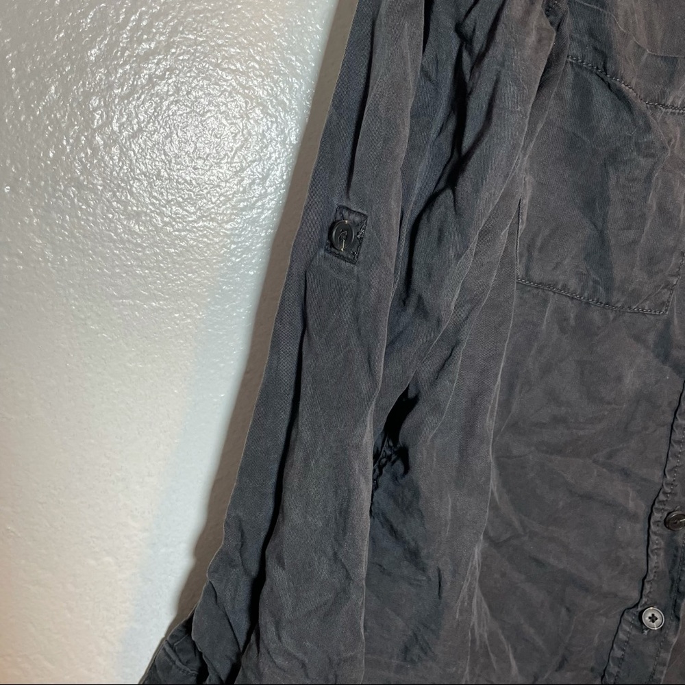 Universal Thread button down shirt - Picture 7 of 7